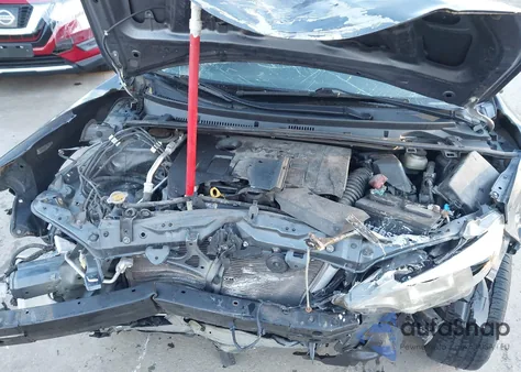 2016 Toyota Corolla Le z USA, uszkodzony, nr VIN 2T1BURHE2GC516328